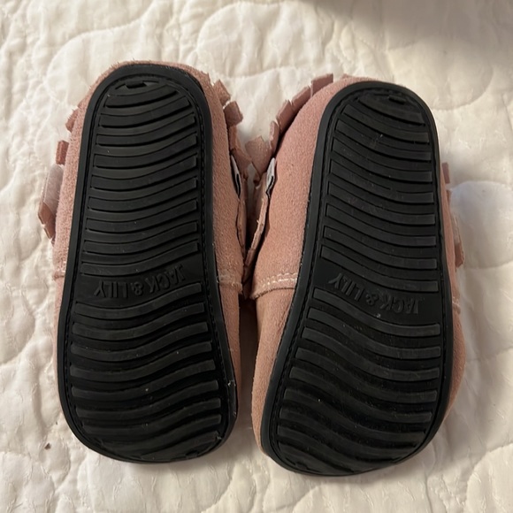 Cute Toddler Moccasins! - Picture 5 of 5